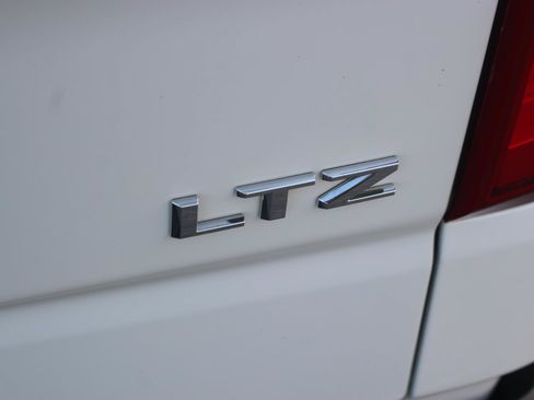 Used 2024 Chevrolet Silverado 1500 LTZ w/ LTZ Premium Package AWD/4WD image 12