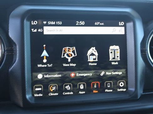 Used 2023 Jeep Wrangler Unlimited Sahara AWD/4WD image 28