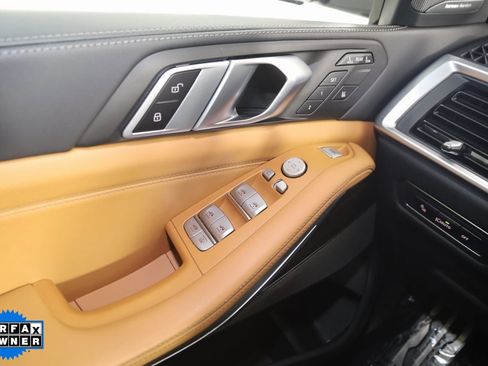 Used 2024 BMW X7 xDrive40i w/ M Sport Package image 40