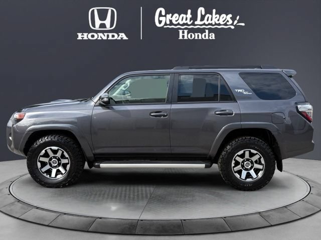 Used 2021 Toyota 4Runner TRD Off-Road Premium w/ Moonroof Package AWD/4WD image 3
