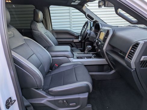 Used 2018 Ford F150 Raptor w/ Equipment Group 802A Luxury image 35