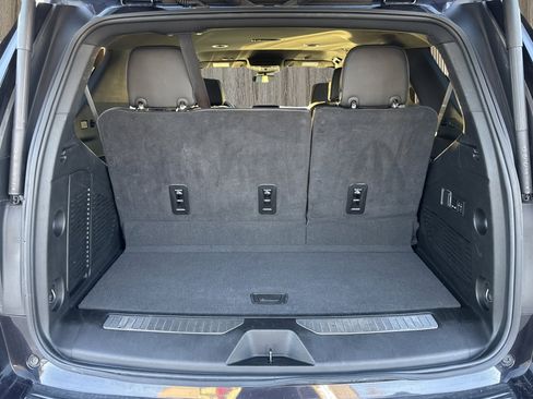 Used 2024 Chevrolet Tahoe Premier image 38