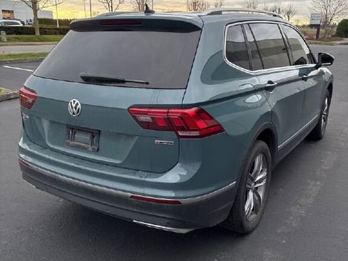 Used 2020 Volkswagen Tiguan SEL image 4