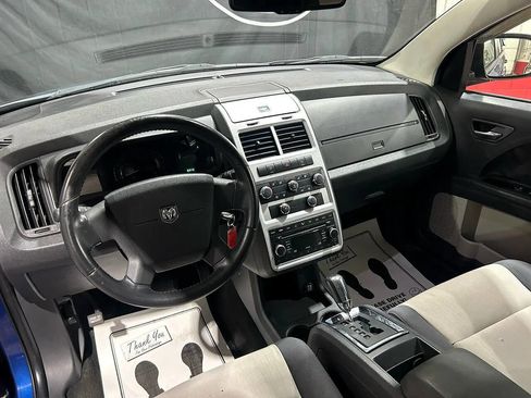 Used 2009 Dodge Journey SXT w/ Chrome Appearance Group image 2