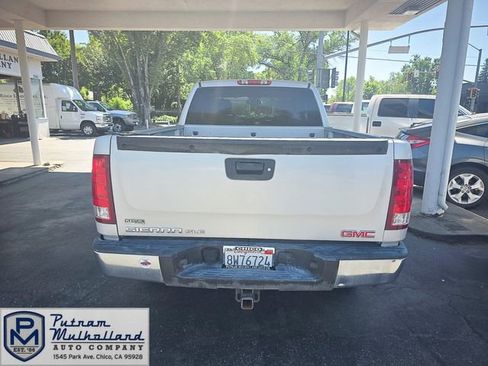 Used 2010 GMC Sierra 1500 SLE w/ Power Pack Plus AWD/4WD image 5