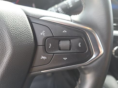 Certified 2024 Chevrolet Trax ACTIV w/ Sunroof Package FWD image 19