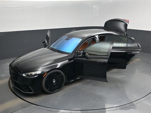 Used 2023 Mercedes-Benz S 580 4MATIC Sedan w/ AMG Line image 61
