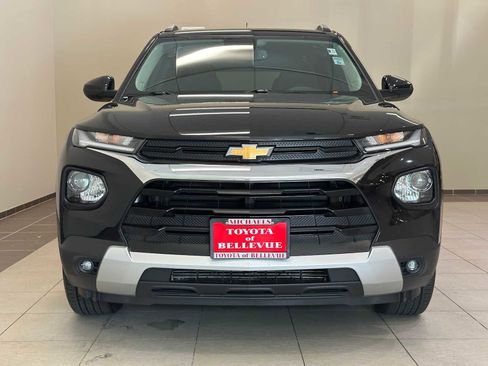 Used 2023 Chevrolet TrailBlazer LT w/ Convenience Package AWD/4WD image 6