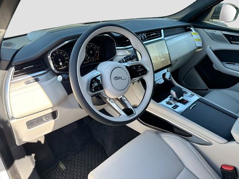 New 2026 Jaguar F-PACE R-Dynamic S image 26