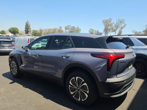 Used 2024 Chevrolet Blazer EV LT AWD/4WD image 4