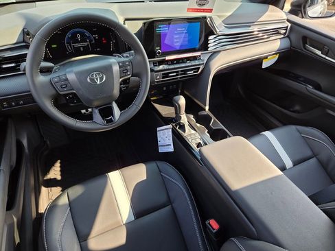 New 2026 Toyota Camry SE FWD image 7