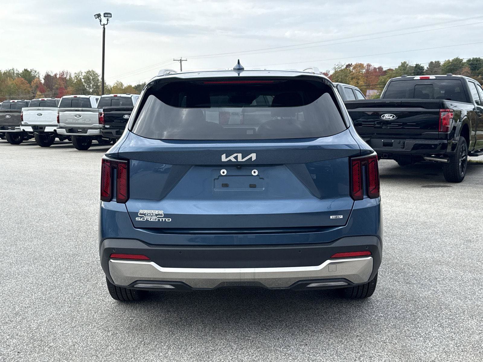 Used 2025 Kia Sorento EX AWD/4WD image 7