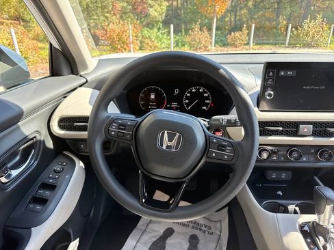 New 2026 Honda HR-V LX image 16