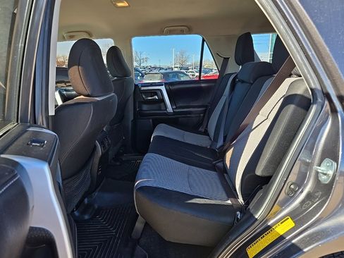 Used 2017 Toyota 4Runner SR5 image 20