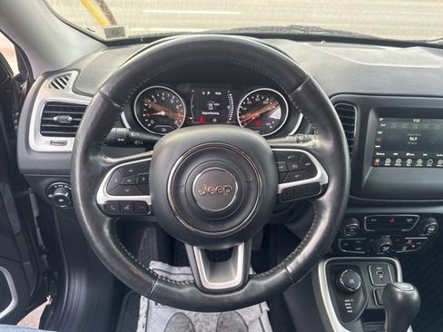 Used 2020 Jeep Compass Latitude w/ Cold Weather Group image 10