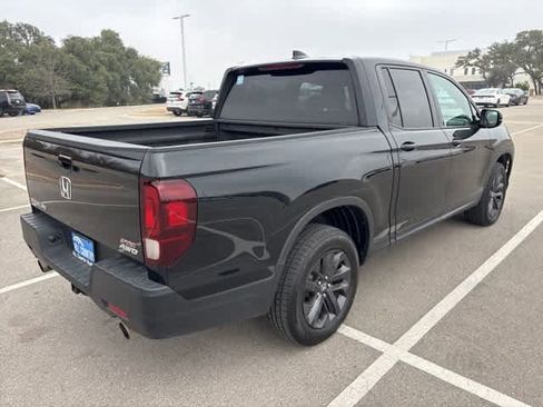 Used 2023 Honda Ridgeline Sport image 5