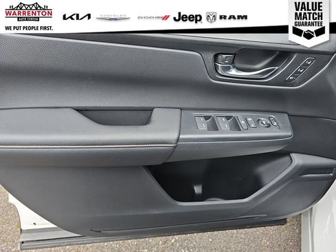 Used 2025 Honda CR-V Sport-L image 15