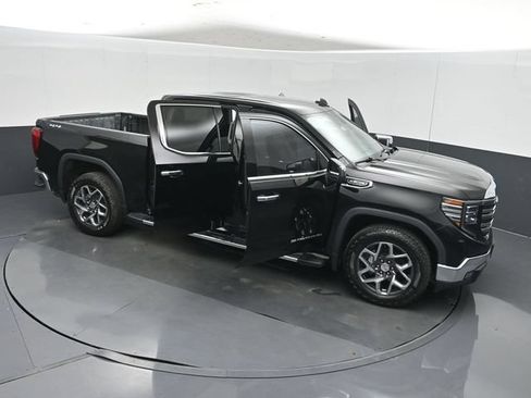 Used 2022 GMC Sierra 1500 SLT w/ SLT Convenience Package AWD/4WD image 59