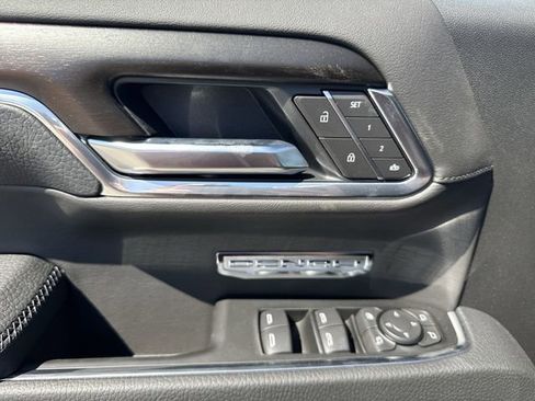 New 2026 GMC Sierra 1500 Denali AWD/4WD image 13