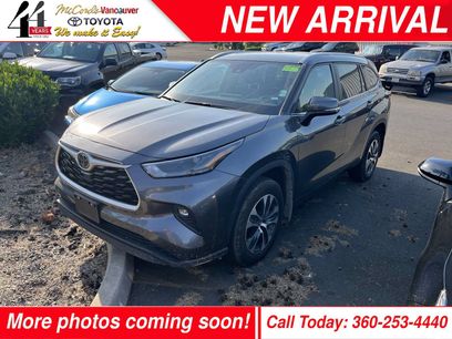 Used 2024 Toyota Highlander XLE