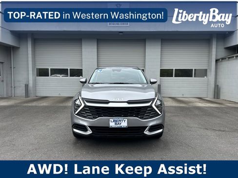 Used 2024 Kia Sportage LX image 2