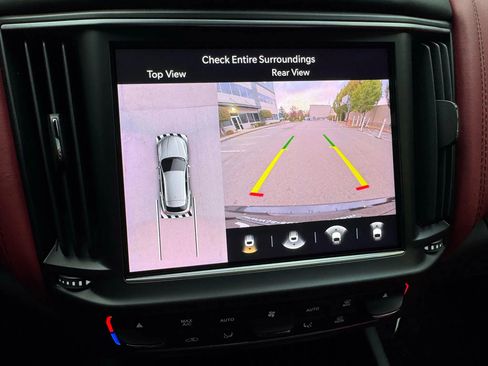 Used 2022 Maserati Levante GT image 39