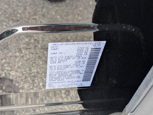 New 2025 Nissan Pathfinder Platinum w/ Cargo Package image 18