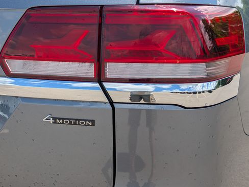Used 2023 Volkswagen Atlas SE AWD/4WD image 17