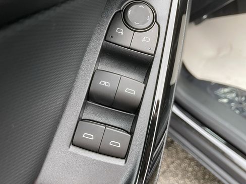 New 2026 Chevrolet Equinox LT w/ Midnight Edition image 10