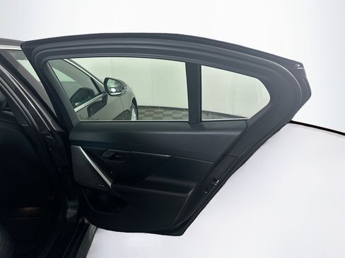 Used 2024 BMW 530i image 33