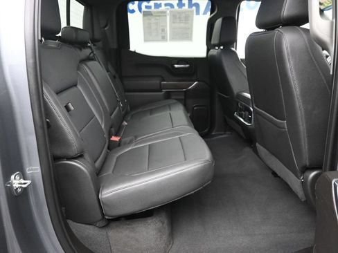 Used 2021 GMC Sierra 1500 SLT w/ SLT Premium Package AWD/4WD image 10