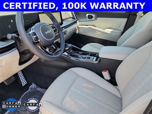 Used 2025 Kia Sorento SX image 12