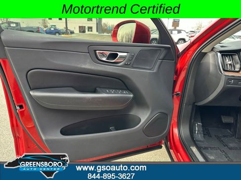 Used 2019 Volvo XC60 T5 Inscription AWD/4WD image 15