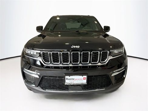 Used 2024 Jeep Grand Cherokee Limited image 2