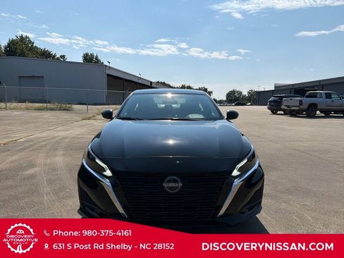 New 2025 Nissan Altima 2.5 SV image 10