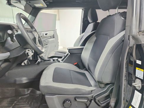 Used 2023 Ford Bronco 2-Door image 19