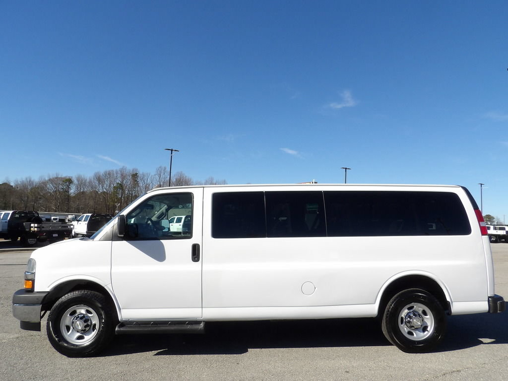 Used 2021 Chevrolet Express 3500 LT w/ LT Preferred Equipment Group RWD image 51