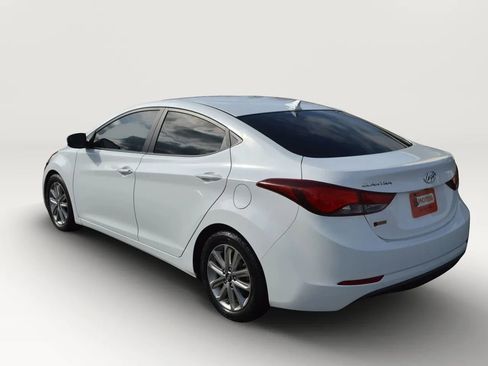 Used 2014 Hyundai Elantra SE w/ Option Group 02 FWD image 6