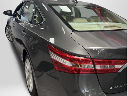 Used 2013 Toyota Avalon Limited FWD image 7