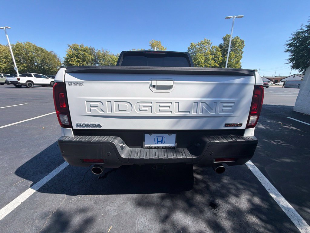 Certified 2025 Honda Ridgeline TrailSport image 4