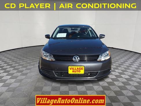 Used 2013 Volkswagen Jetta SE image 6