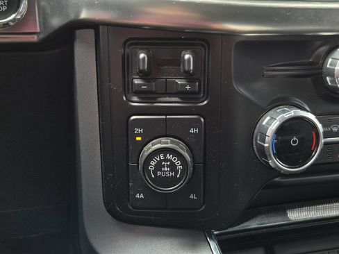 Used 2023 Ford F150 Lariat w/ Equipment Group 502A High AWD/4WD image 30