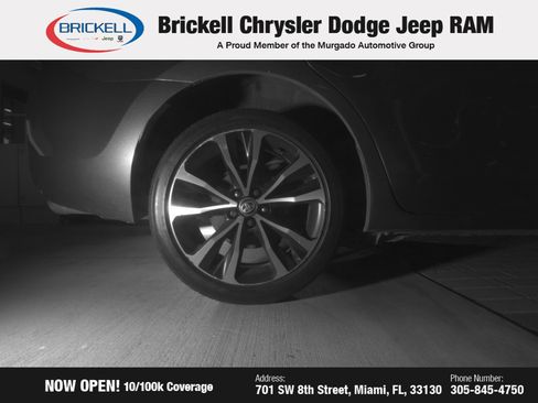 Used 2017 Toyota Corolla LE image 10