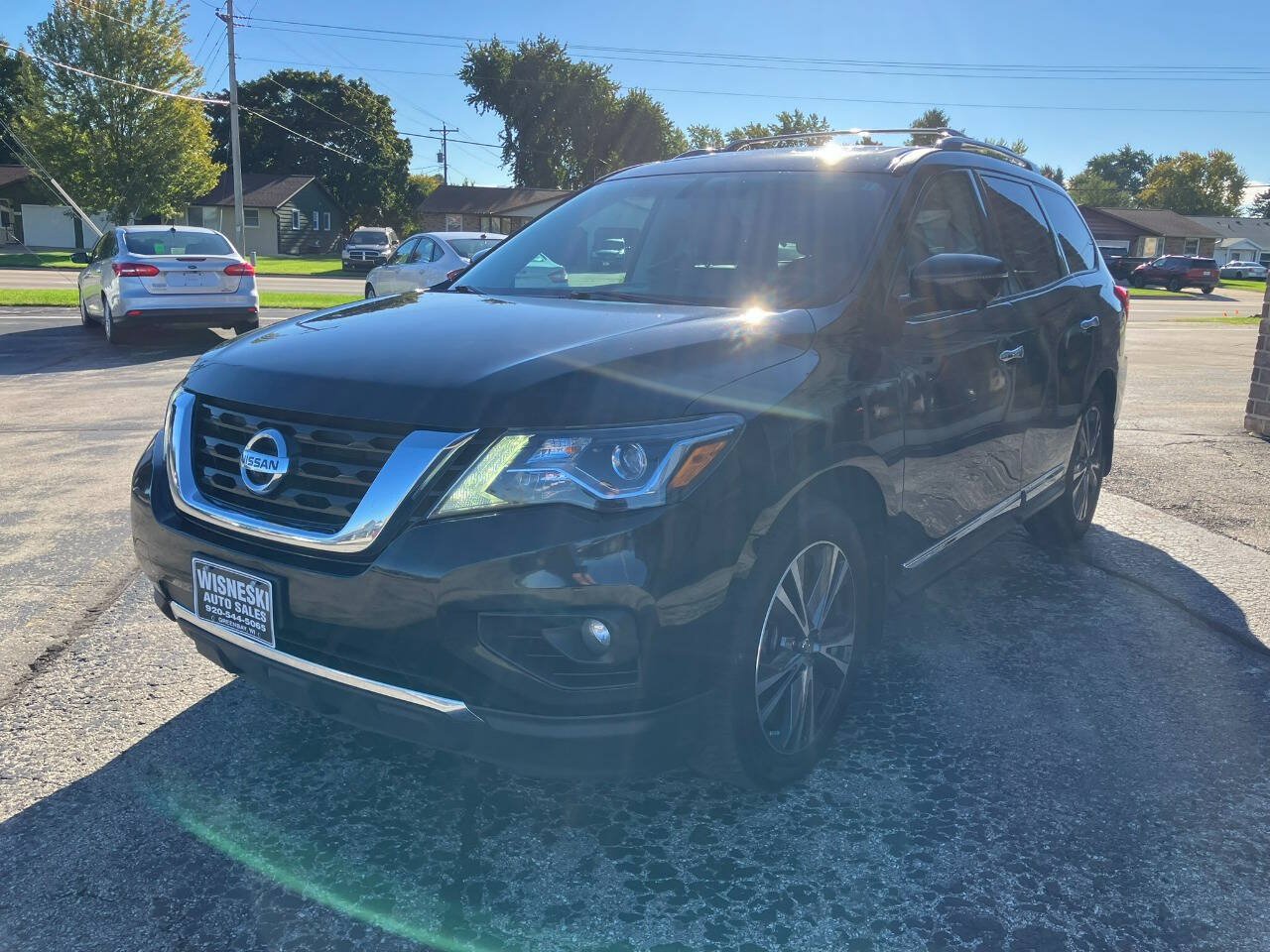 Used 2017 Nissan Pathfinder Platinum w/ Cargo Package AWD/4WD image 7