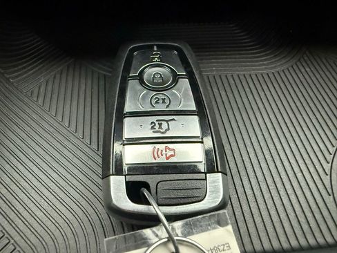 New 2025 Ford Explorer Active w/ Active Comfort Package image 41