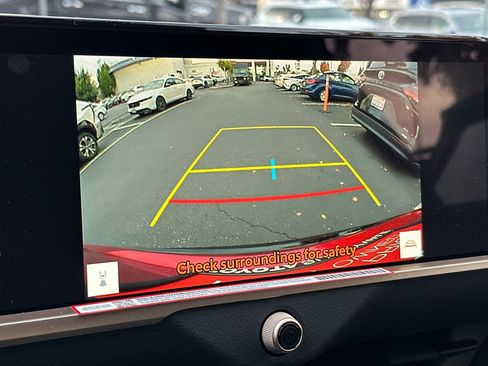 New 2025 Toyota Crown Signia image 21