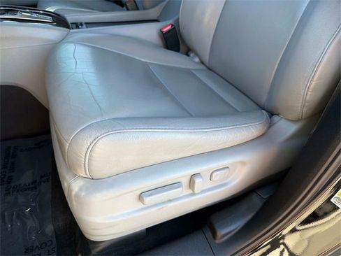 Used 2019 Honda Pilot Touring image 18