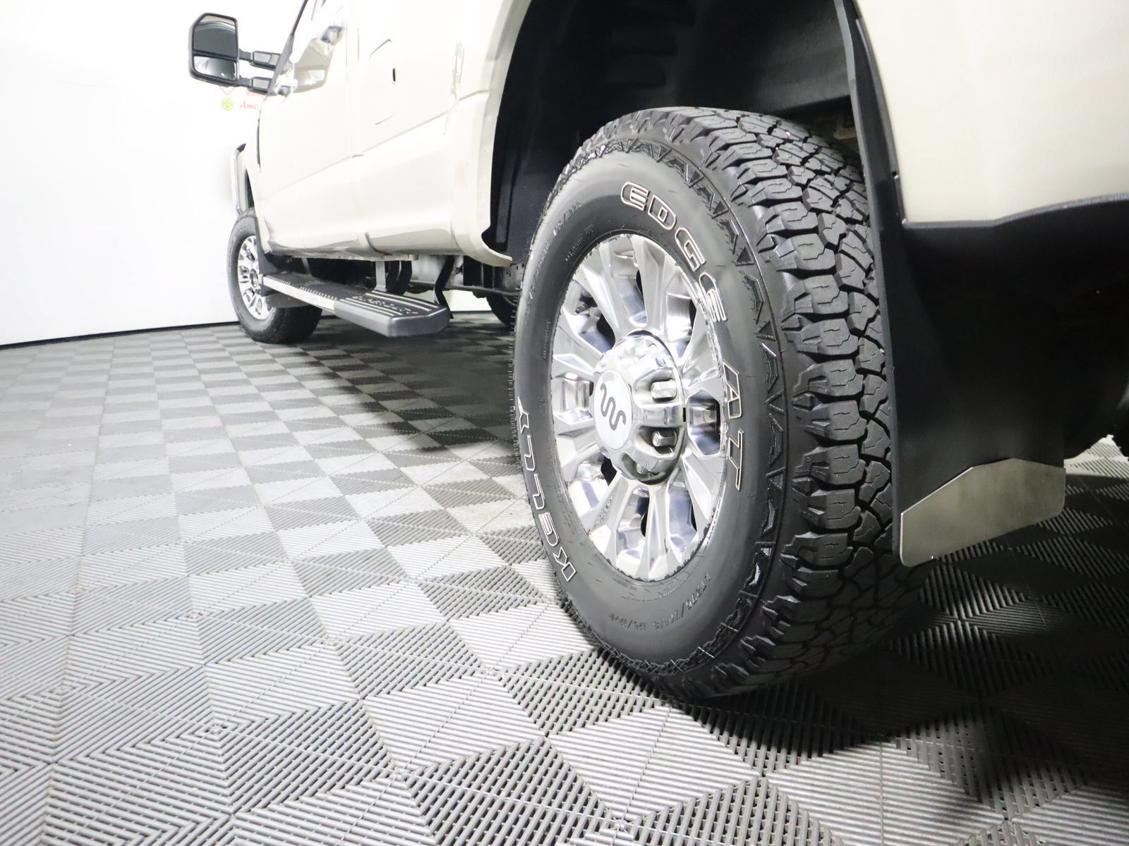 Used 2017 Ford F250 King Ranch w/ Chrome Package AWD/4WD image 10