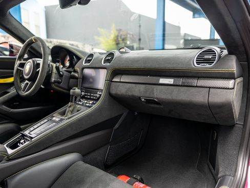 Certified 2023 Porsche 718 Cayman GT4 RS RWD image 36