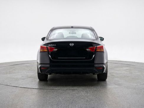 Used 2025 Nissan Altima 2.5 SV image 7